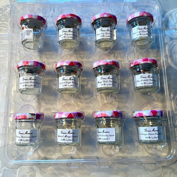 Lot of 12 empty Bonne Maman mini jars with Pink and White Checkered Jar Set. - Picture 2 of 3